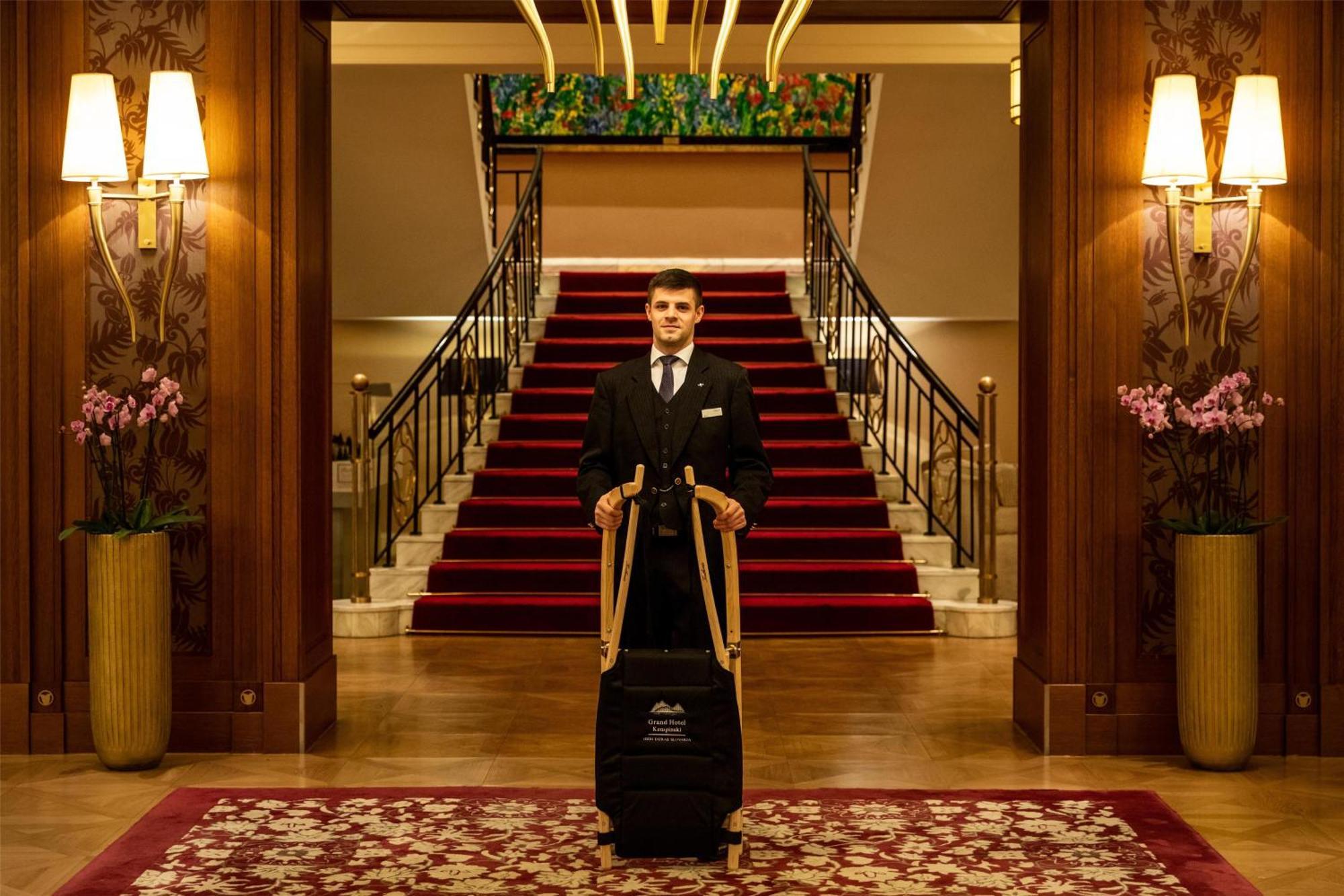 Grand Hotel Kempinski High Tatras Štrbské Pleso Εξωτερικό φωτογραφία